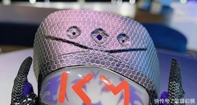 内马尔 姆巴佩联名詹姆斯这双跨界诞生的LBJ18你爱了吗!