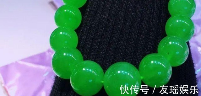 翡翠 翡翠珠链看起来华贵漂亮,但是价格太高了,适合什么样的人佩戴!