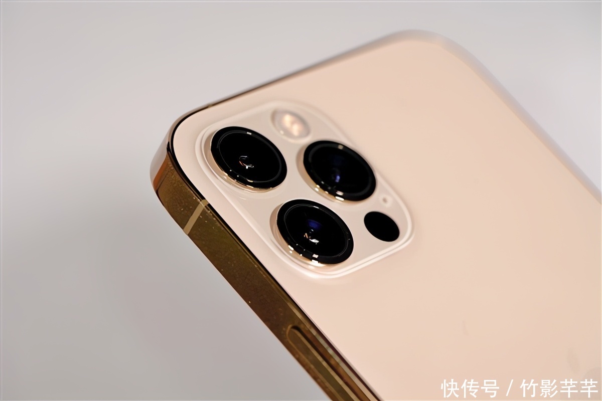 再次|iPhone 12再次翻车，被吐槽无网络服务