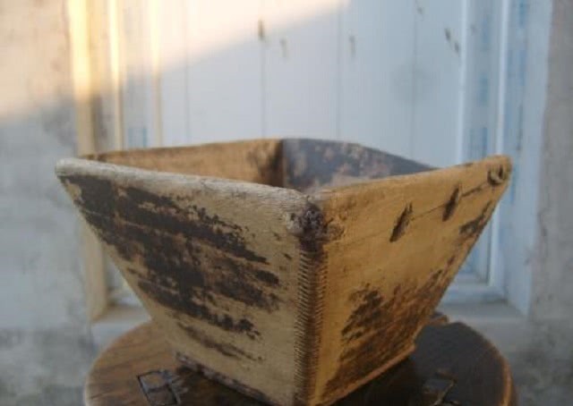 折合|大名鼎鼎的吕布一年俸禄,折合成人民币是多少?实际情况让人不敢相信