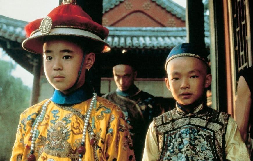 大学教授|溥仪户口本写初中学历,那他学术水平有多高?专家:当个大学教授绰绰有余