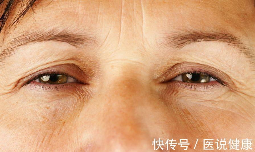 肾功能|身体有这5种表现的人,说明肾功能还不差,若你符合, 继续保持