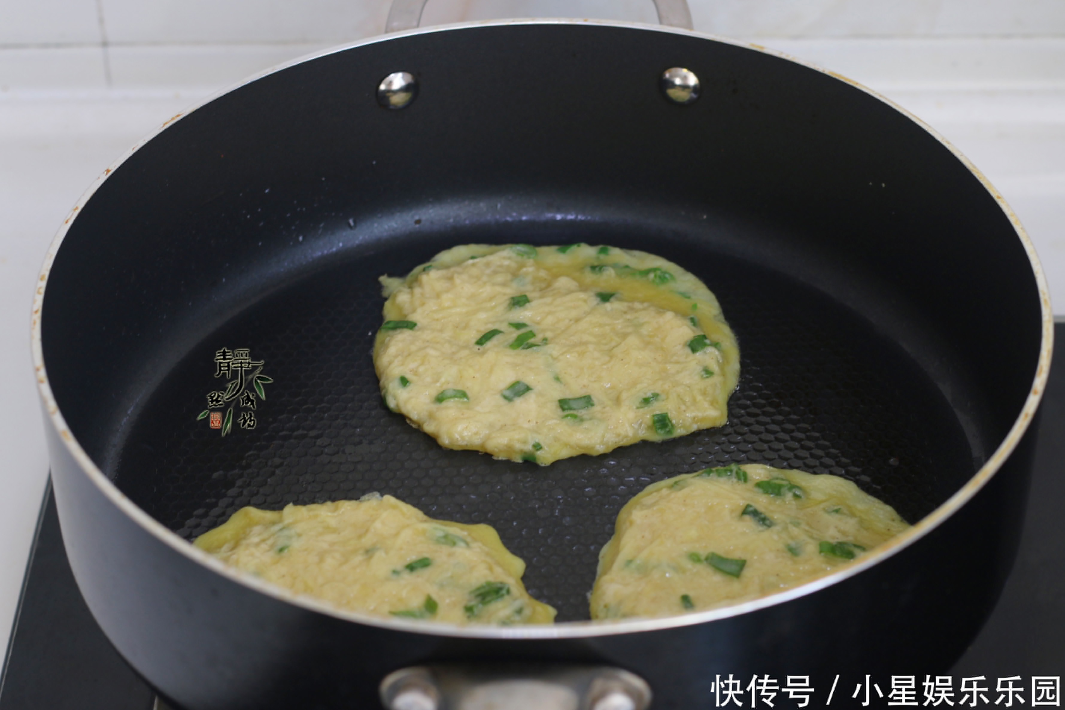 土豆|土豆如此做,柔软香嫩,是菜又是饭,快手早餐,它是首选