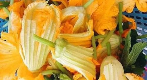 女性?爱美，不妨多吃3种食物，预防便秘，美容养颜，滋养子宫