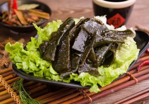 医科大学|43岁大姐查出甲状腺结节,提醒家人:这“3物”白送也不能吃