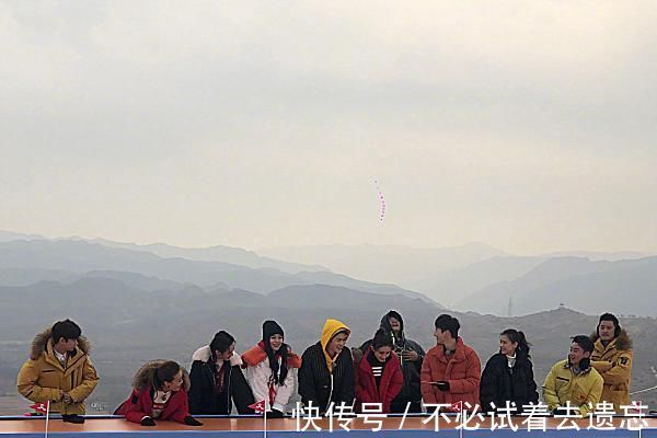 容祖兒|跑男冷天錄制,baby怕凍著嘉賓,下意識舉動很暖心,寵她是應該的