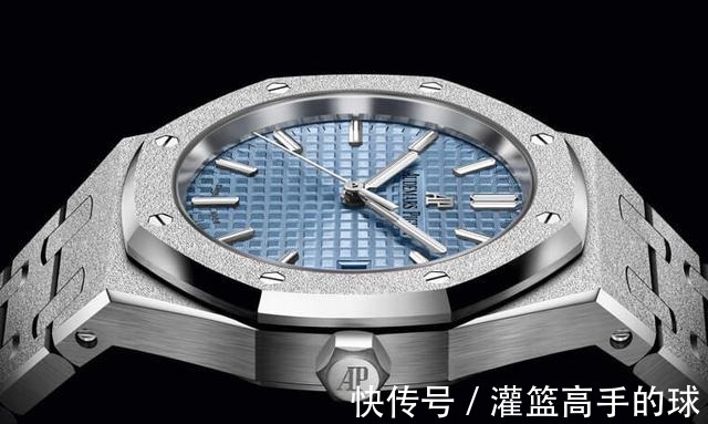 橡树 爱彼皇家橡树自动表34mm,连发白金霜金和黑陶瓷新表!
