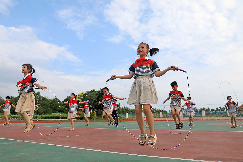 程女士|美媒：跳绳加入升学考试，中国更加重视体育