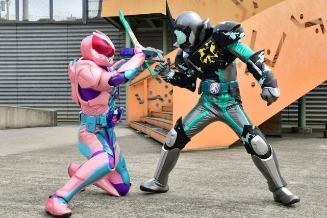 预告|假面骑士Revice第7话预告来袭,老实人门田终于变身了