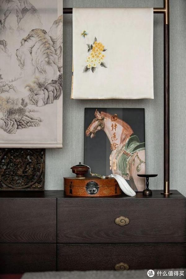 背景墙|生活艺术家 篇二十:广东夫妻的新家火了,坚持全屋“含蓄风”,进门后高级感藏不住了