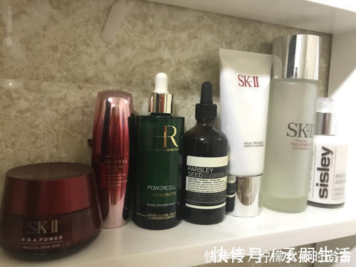 护肤品|盘点那些看似很low,实则惊艳的“零差评”护肤品,适合所有肤质