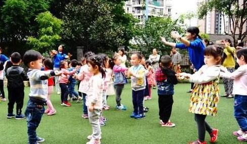 孩子上幼儿园后有4大禁忌，家长再忽视的话会毁掉你的孩子