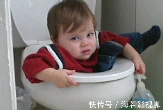 |搞笑外国人:男孩女孩食物盲盒挑战游戏,你觉得谁胜利了呢?