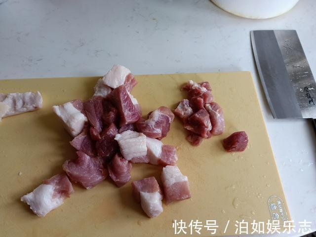 天冷了，蒸一锅解馋又暖和的好菜，揭开锅盖那一刻，太香了