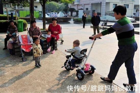 毕业生|老人“假带娃”现象增多，看起来尽心尽力，实际上却是在坑孩子