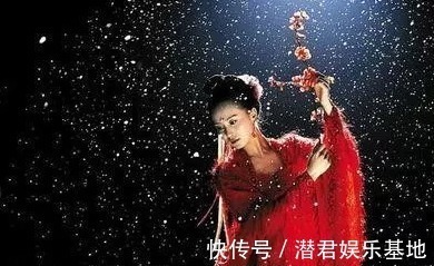 艾灸|早推腹、午敲带脉、晚泡脚,搞定浮肿眼袋黄褐斑,根除妇科病!