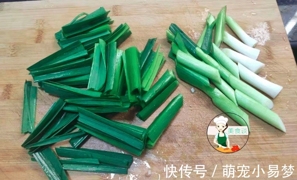 家常版|入冬后，最馋这道菜，比回锅肉还香，每回炒一盘，一锅米饭不够吃