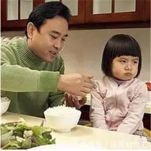 父母|家里不管谁带娃,这些行为都要停止,大人累不说,还不利于娃成长