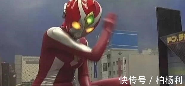 女奥特曼|女艺人不想演奥特曼,一不小心就暴露隐私,皮套里面要穿这个