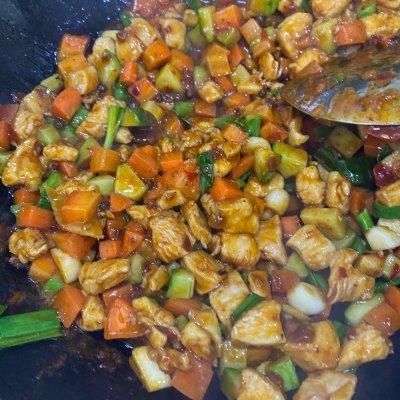 宫保鸡丁这么做，吃前一定备足饭