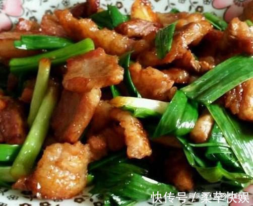 子姜爆鸭肠|美食推荐黄瓜木耳炒鸡蛋、子姜爆鸭肠、蒜炒五花肉、凉拌嫩豆腐