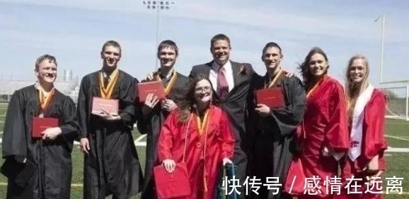 亚历克西斯|全世界唯一存活的七胞胎长大后的样子,每一位都可以独当一面