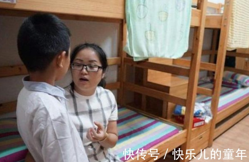 画面|女儿住校被传染头虱，妈妈找来热夹板一夹，画面引起舒适