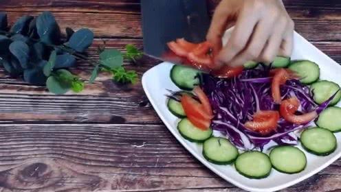 摄入量|早餐也得吃蔬菜,蔬菜最好空腹吃,纯属谣言!这些误区要避免