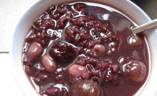 花生|产妇坐月子，这几种粥可以多吃，不仅能下奶，还有益于产后恢复