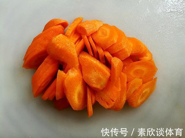 妈妈们|2岁半宝宝身高近1米,妈妈分享长高“秘诀”:给孩子煮粥喝就行