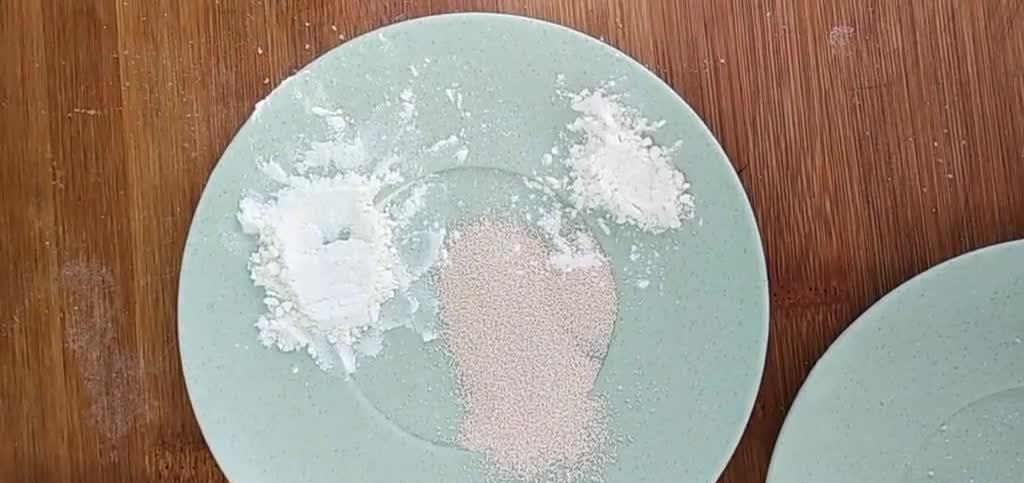 北方油炸饼的做法,以下2个细节做到位,担保咸香酥脆健康不油腻