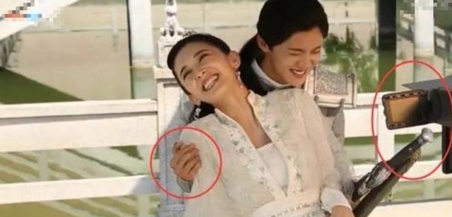 |史上最搞笑穿帮镜头:娜扎鹿晗我忍了,张萌不小心露了什么?