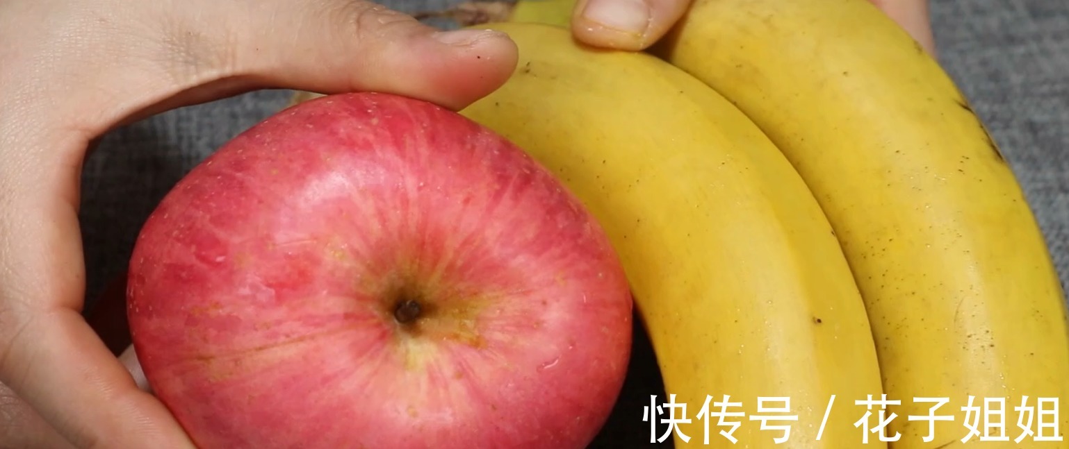 小苏打|苹果香蕉放在一起,想不到如此厉害,80岁奶奶这样做,全家都爱吃!