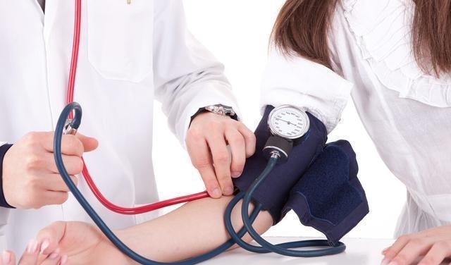 血压|高血压的判断标准，每天这个时候量血压，数值更准确