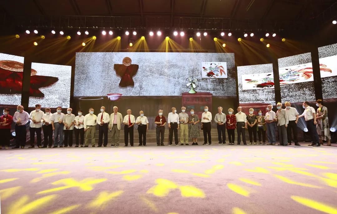 嘉善|风华百年·善医正道!嘉善县百年百位名医受表彰!