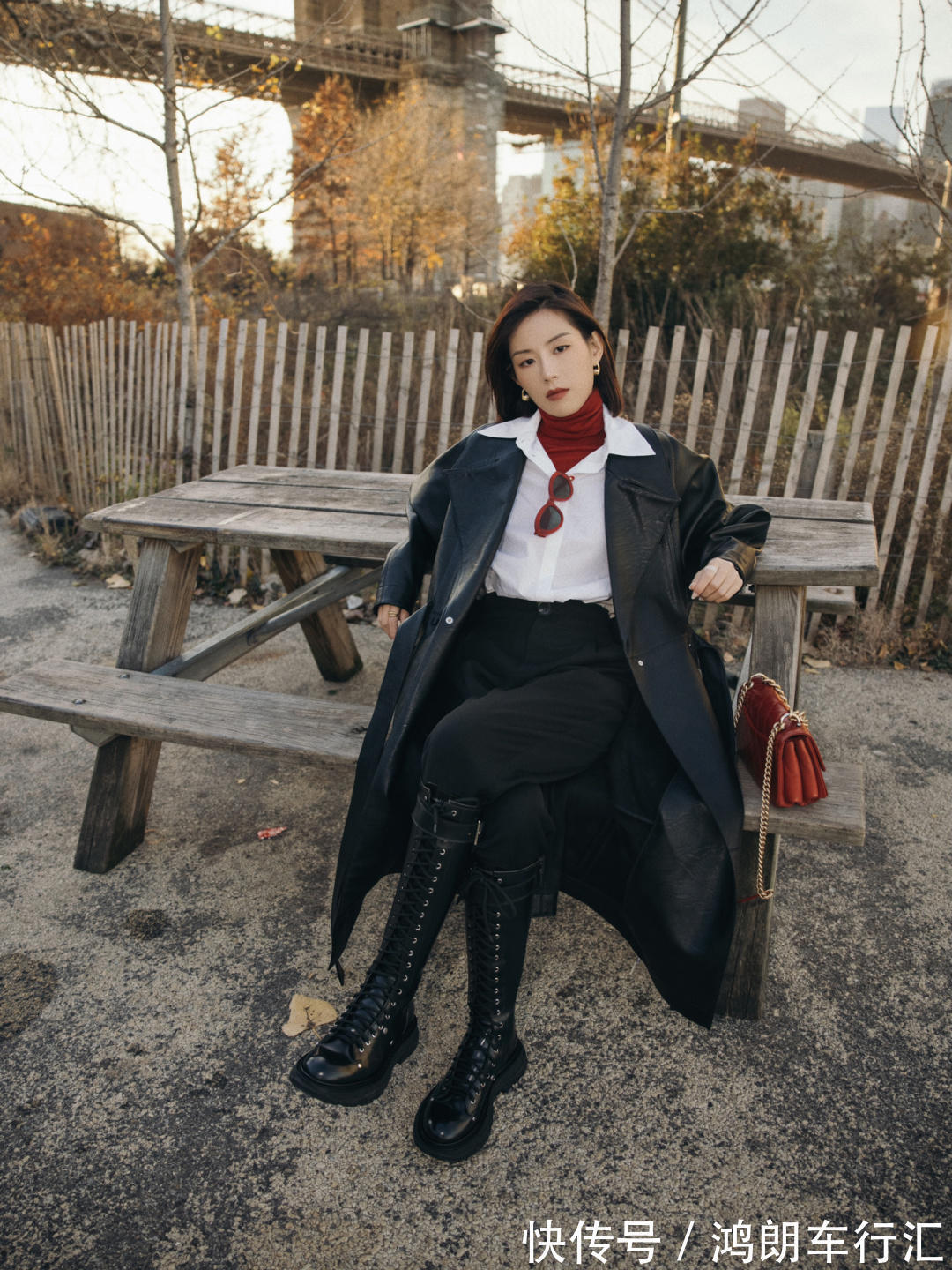 穿搭 你离时尚只差一件“皮大衣”,掌握几个穿搭小技巧,让你气质翻倍