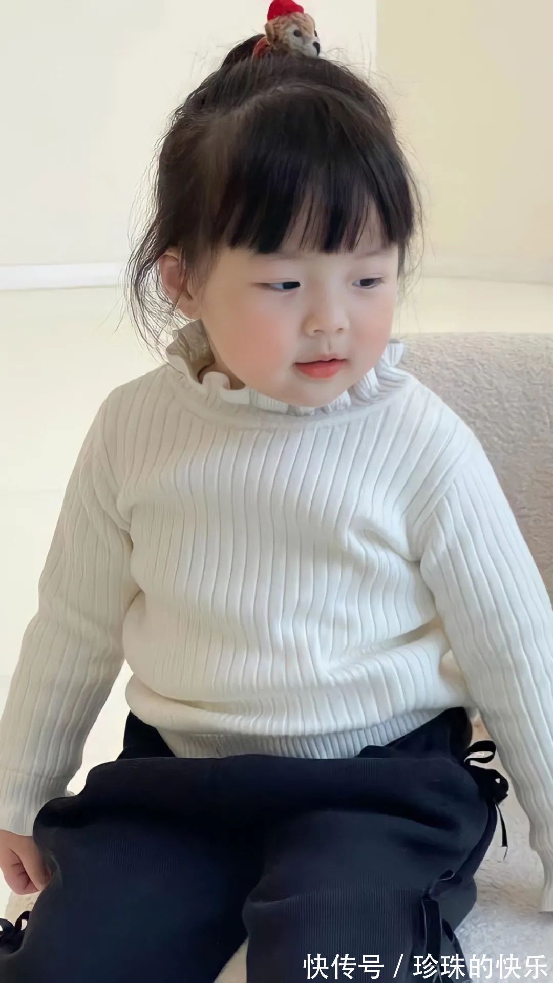 壁纸|丸子妹高清壁纸,再看我就把你吃掉!