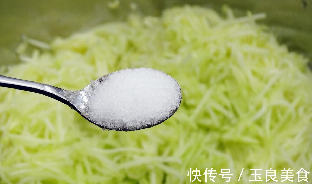 肉馅|夏天多吃此馅饺子，清淡清香营养高，一顿能吃30个，比肉馅还香