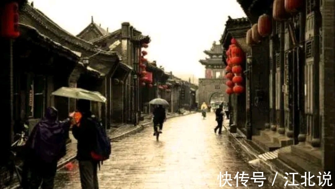 夏色|秋日七言上联:暮雨半窗收夏色,邀对