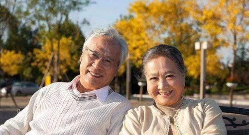 身體有3個特征,說明身體健康,與長壽有緣