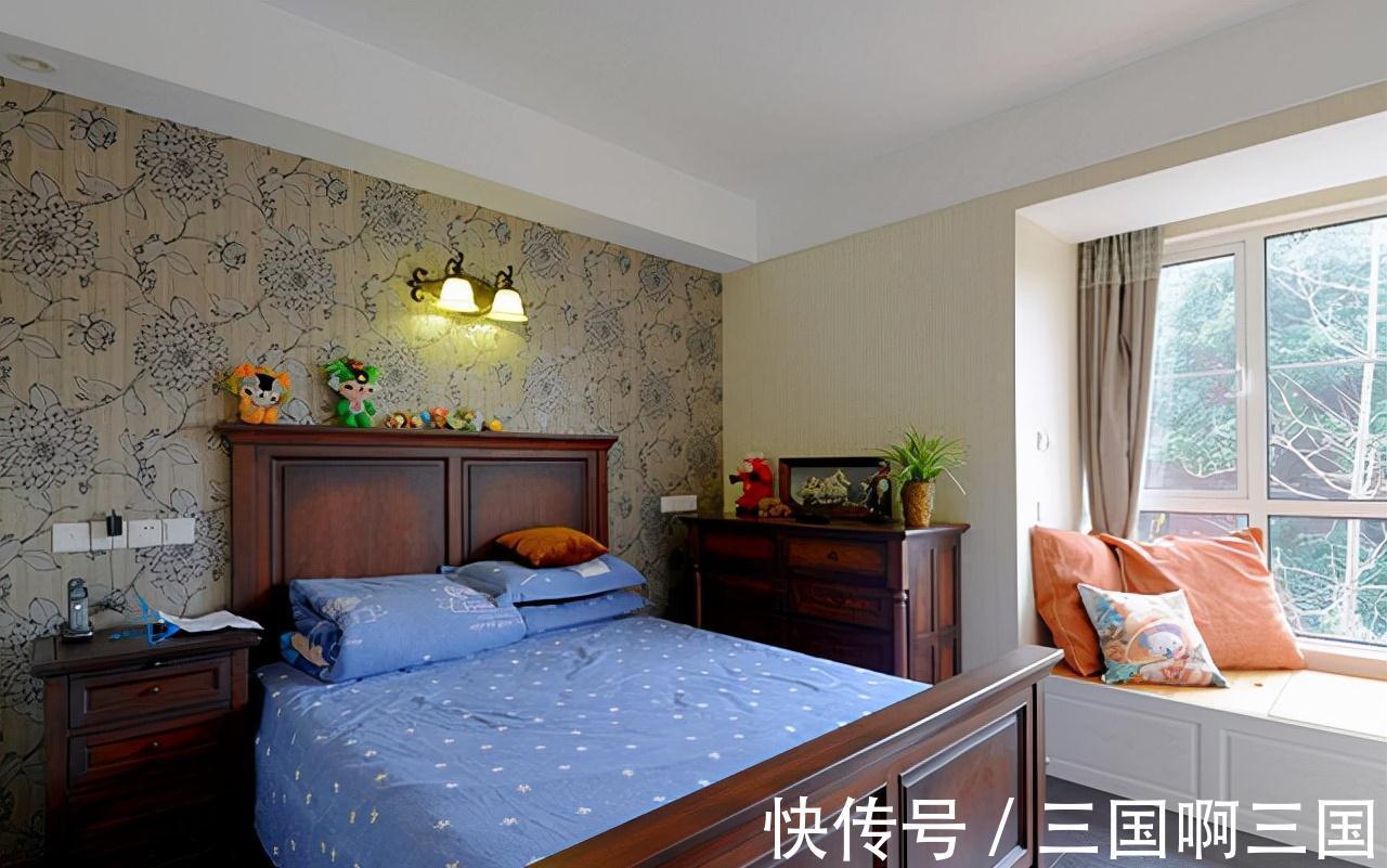 空间|美式别墅的独特韵味，客厅没有电视也很美，复古和浪漫并存