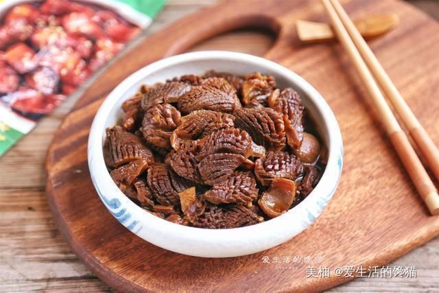  孩子期末考，上班族妈妈精心准备晚餐，网友：一看就是南宁人