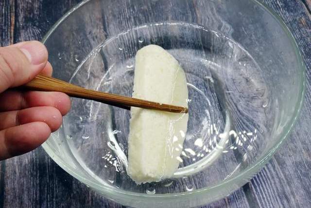 馒头片|炸馒头片不要只会裹蛋液,记得多加这1步,馒头金黄酥脆不吸油