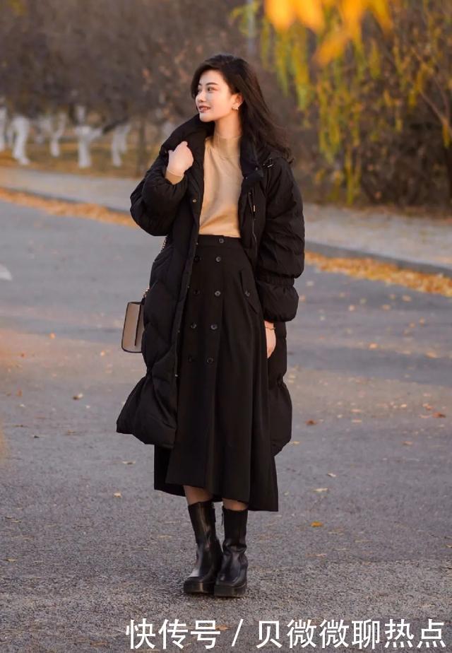 搭配|“羽绒服+裙子”才是冬天正确的打开方式!