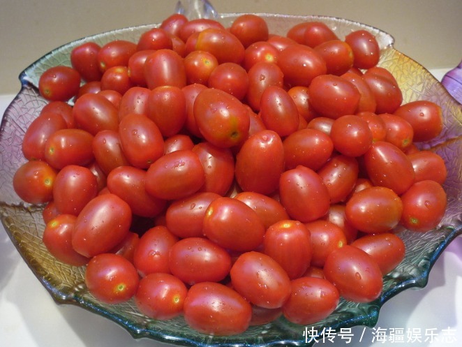 皮肤|孕期,有4种水果孕妈别不舍得食用,能提升免疫力,对宝宝皮肤好