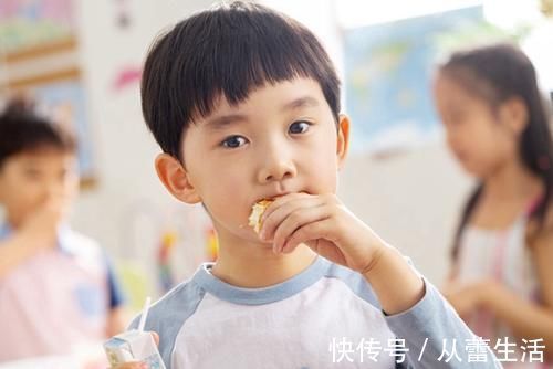 牙齿|孩子乳牙没掉,新牙就已长出?造成孩子乳牙脱落晚的原因不止一种