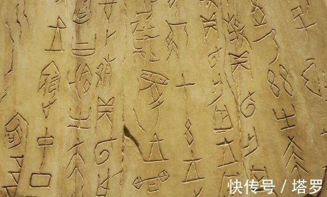 易中天!张国立、冯小刚提议“恢复繁体字”,易中天怒怼:亂竈龜鬱会写吗