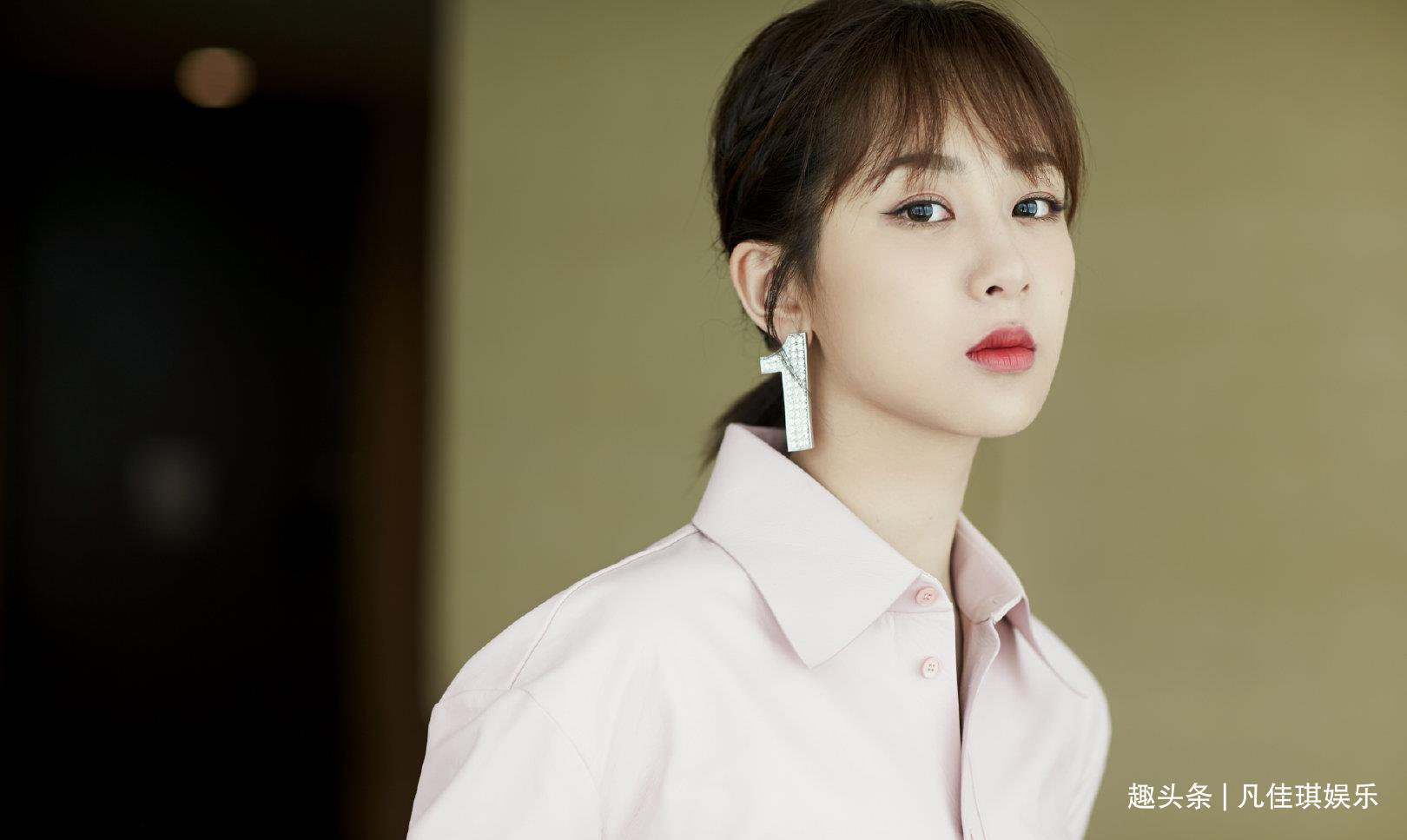 真性情|张艺兴替杨紫报一掌之仇,高情商回绝那英,这对cp隔空互动太甜了