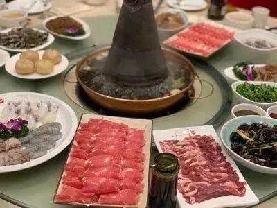  【Amazing China】舌尖上的美食——羊杂汤、涮羊肉、羊蝎子......是谁让你在冬天食欲大开？