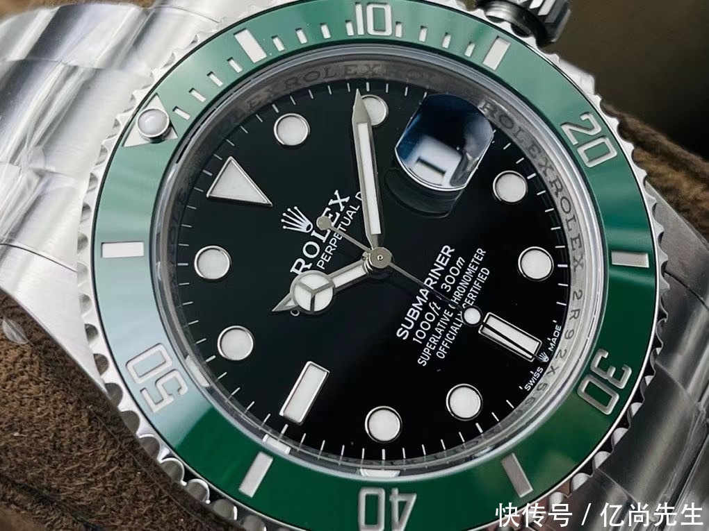 亿尚谈表:VS劳力士新款水鬼126610搭载全新自产3235机芯!细节评测!